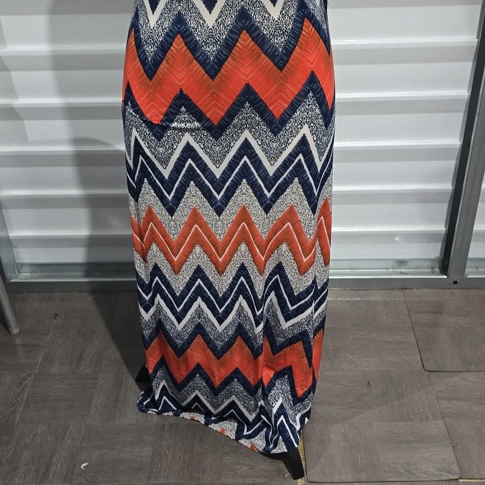 Mlle Gabrielle Chevron Patterened Floor‎ Lenth  Dress Size Small